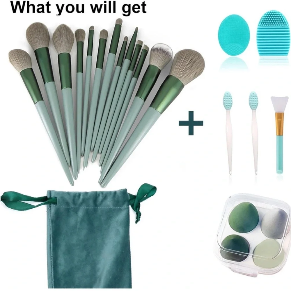 Green Makeup Brush Set